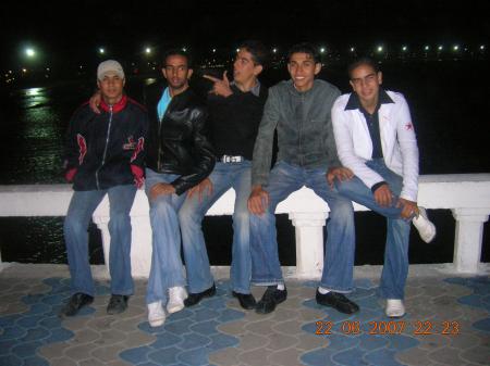 moi &agrave; droite ; mehdi ; salah ; mounir & amine