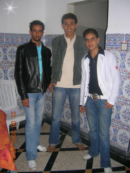 moi , mehdi et mounir &agrave; gauche